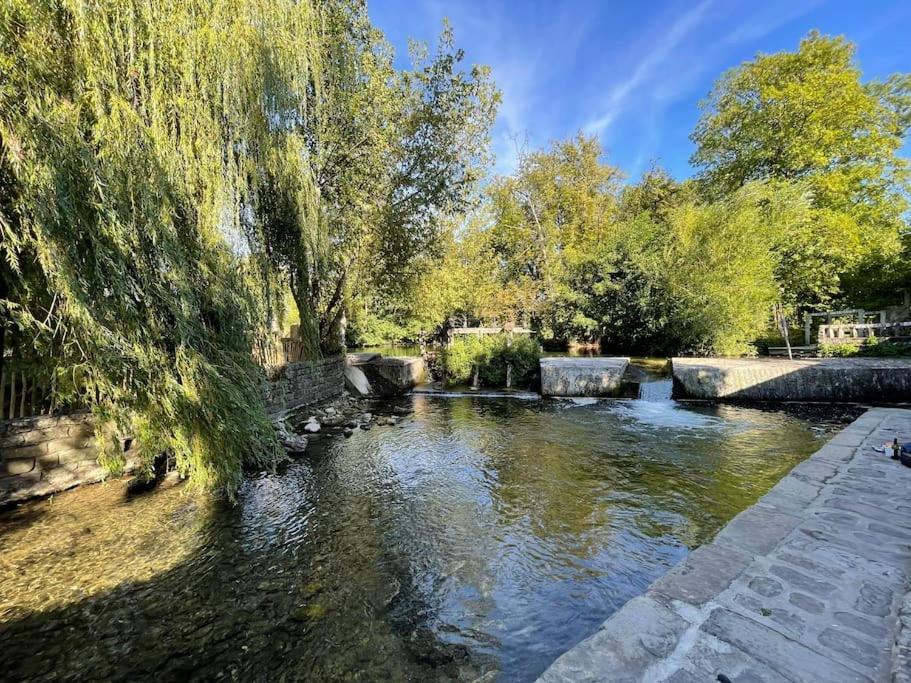 Les Pieds Dans L'Eau - Moret Centre Esterno foto